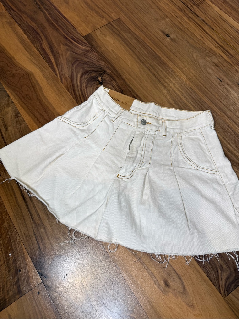 FARM Rio White Pleated Denim Mini Skirt with Frayed Hem